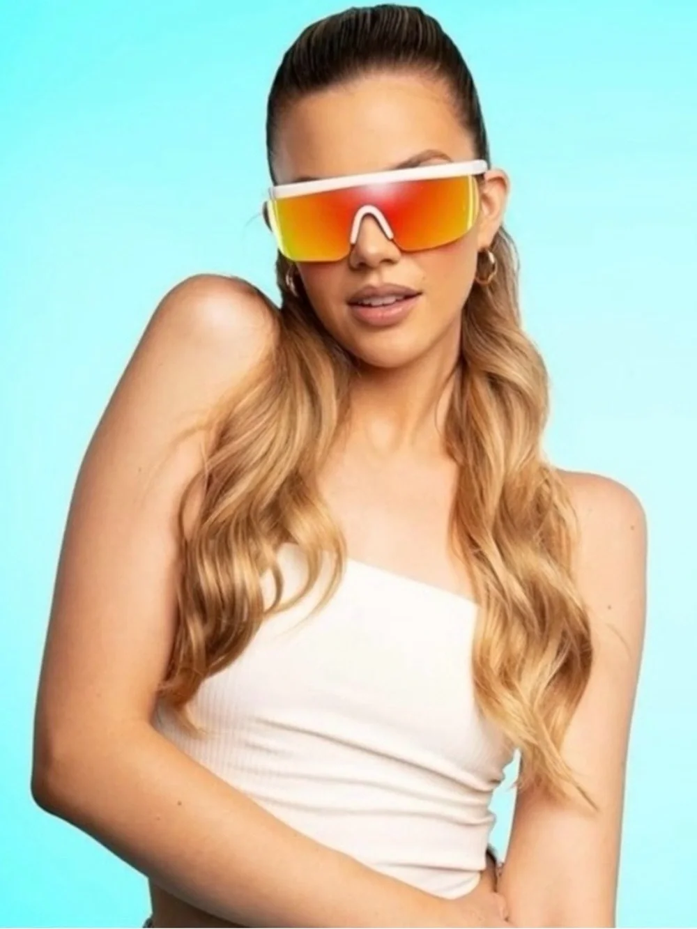 Tipsy Elves Miami Ice White Frame Sunglasses NIP Hard Case Cleaning Cloth